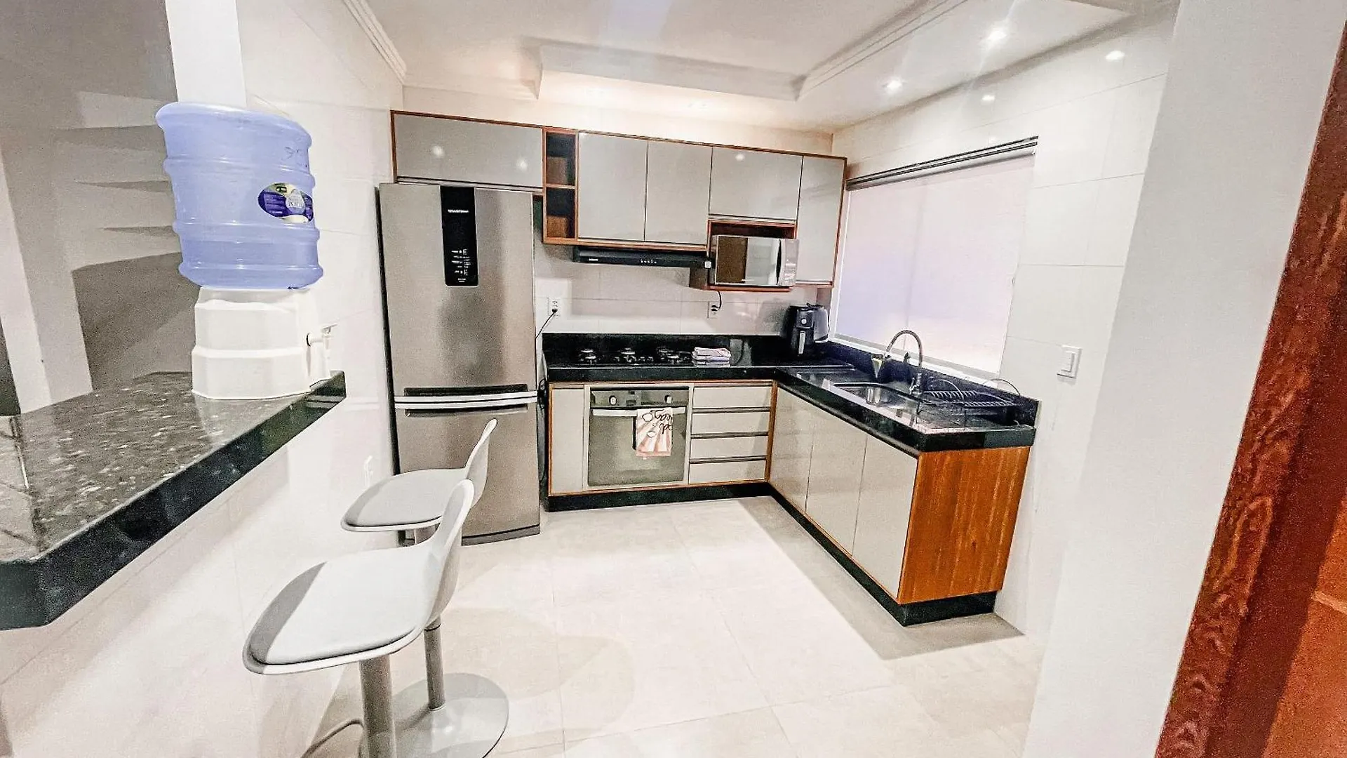 Casa Individual Com 2 Suites, Cozinha Completa, Internet Privativa 300Mbps, Regiao Bem Sossegada Com Comercios Diversos Ao Redor 포르투세구로 펜션