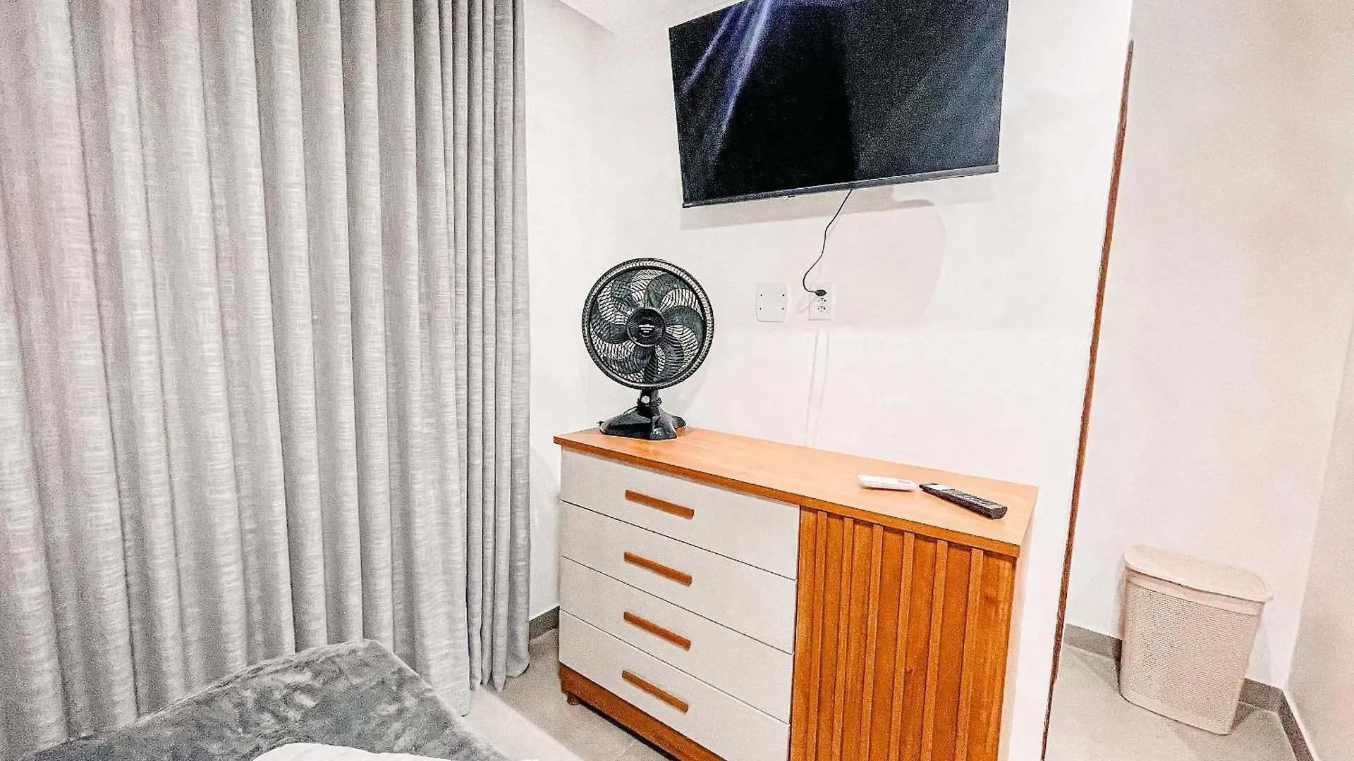 펜션 Casa Individual Com 2 Suites, Cozinha Completa, Internet Privativa 300Mbps, Regiao Bem Sossegada Com Comercios Diversos Ao Redor 포르투세구로